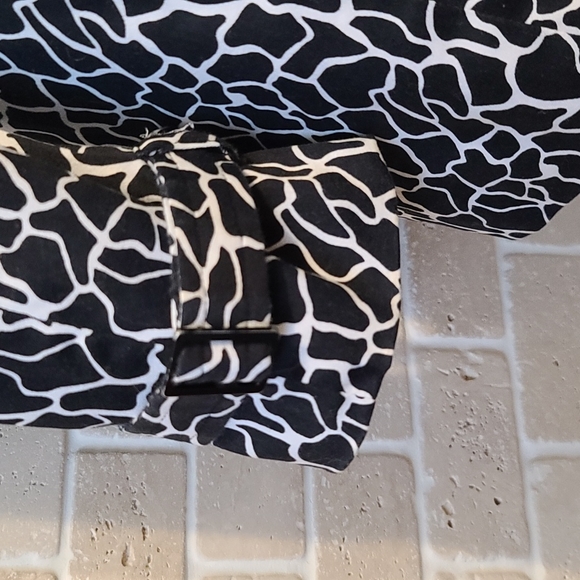 Vertigo Paris Women's Black and White Stretch Cotton Trench Coat (Sz S) - Picture 5 of 11